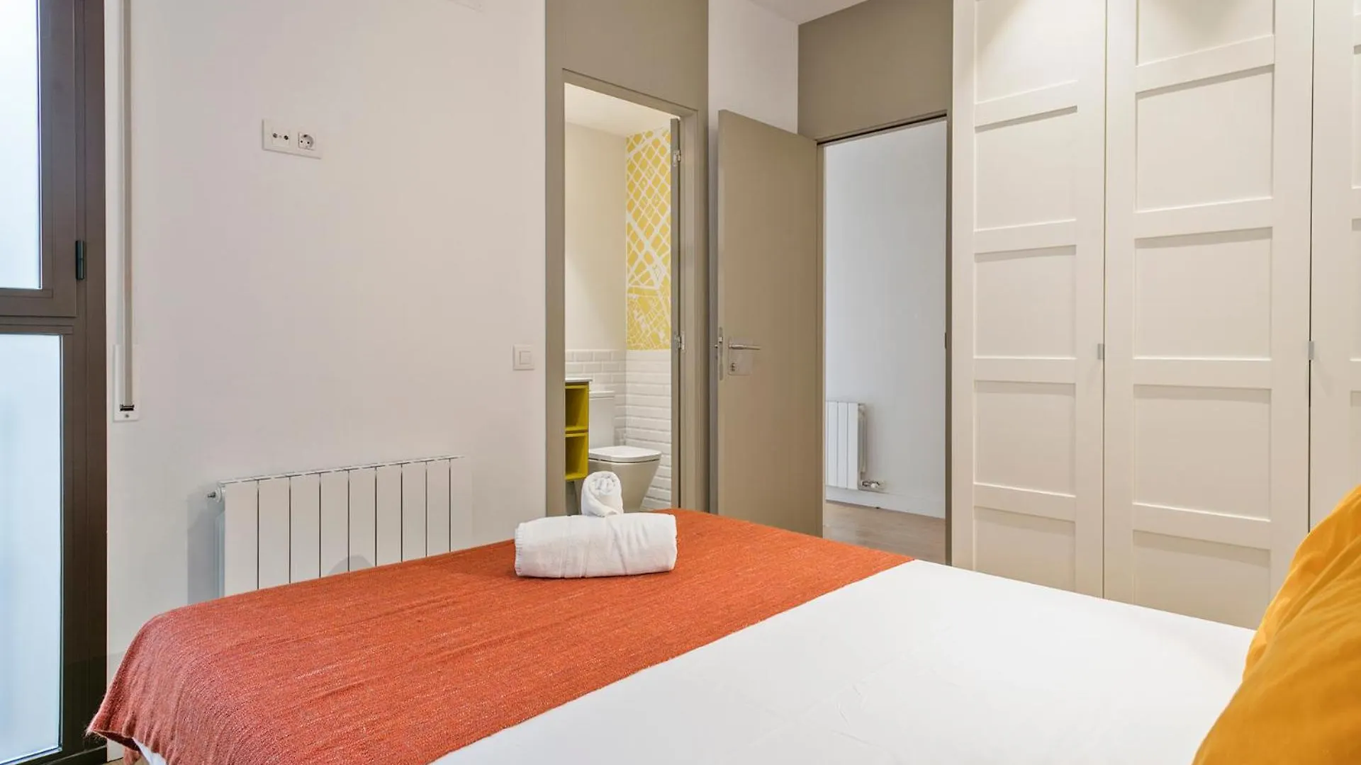Ola Living Balmes Apartment Barcelona