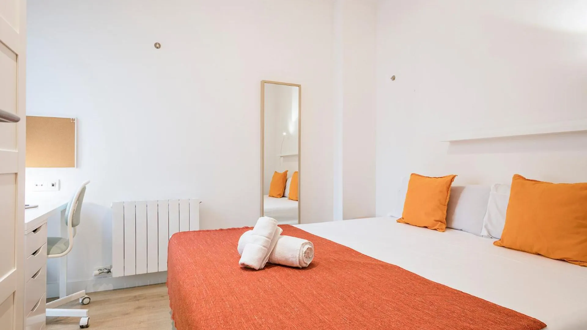 Ola Living Balmes Apartment Barcelona Spain