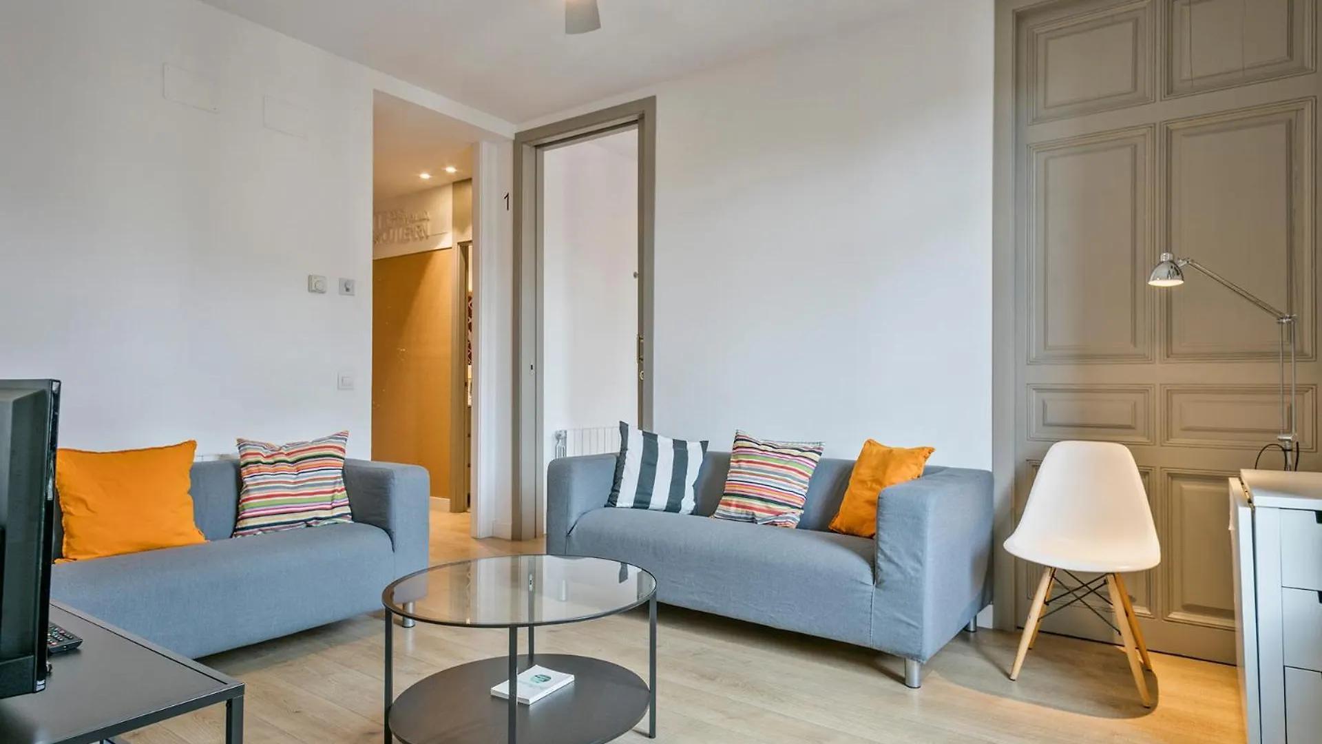 Ola Living Balmes Apartment Barcelona