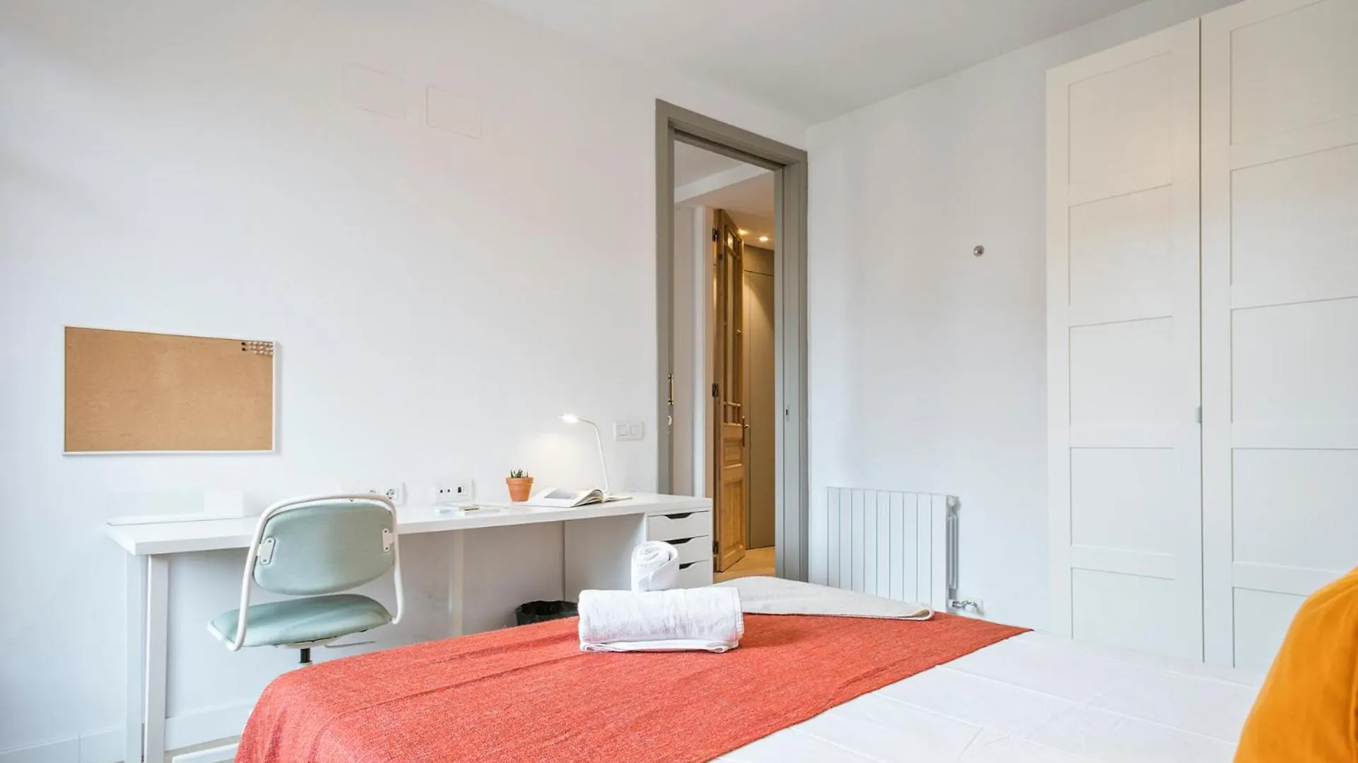 Ola Living Balmes Apartment Barcelona 0*,